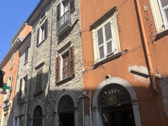 Appartamento in vendita a Bardi, Reggio Emilia