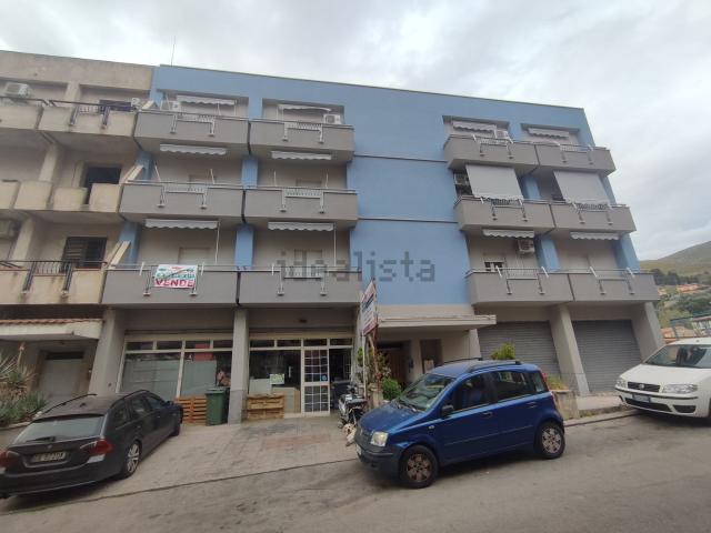 Appartamento in vendita a Montelepre, Sicilia