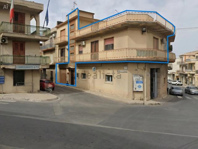 Appartamento in vendita a Comiso, Ragusa