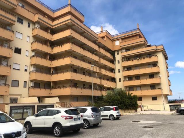 Appartamento in vendita a Parco Carrara, Calabria