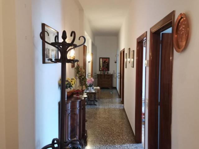 Appartamento in vendita a Lecchi, Toscana