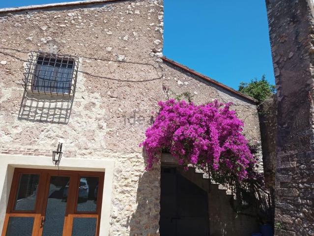 Appartamento in vendita a Sermoneta, Latina