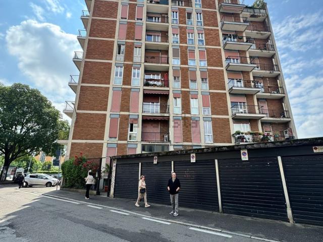 Appartamento in vendita a Centro, Monza
