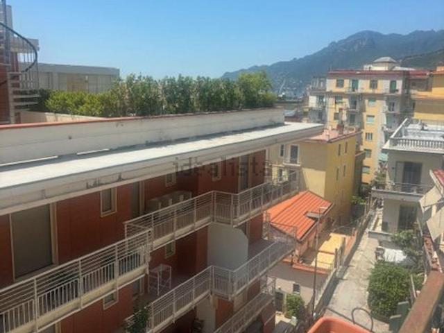 Appartamento in vendita a Salerno, Campania