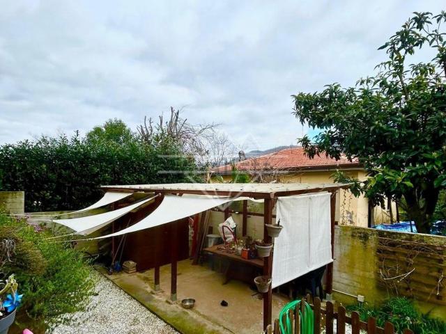 Appartamento in vendita a La Prada, Carrara