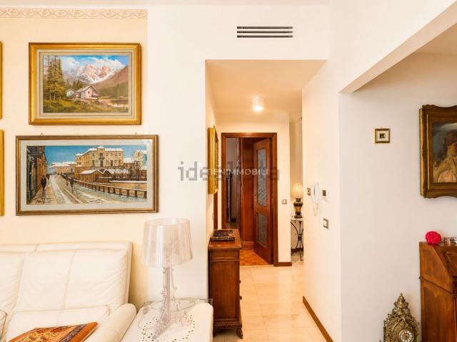 Appartamento in vendita a Zona Sud, Brescia
