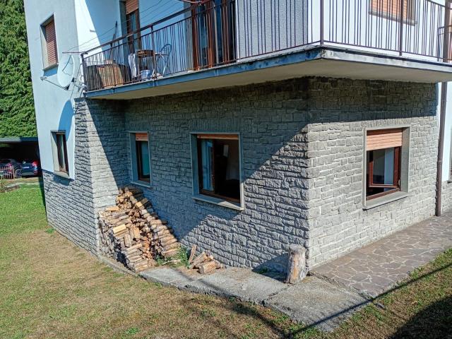 Appartamento in vendita a Comunità Montana della Valle Brembana, Serina
