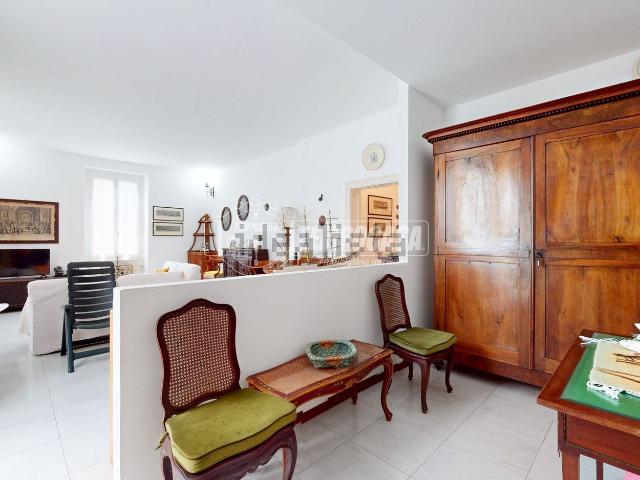 Appartamento in vendita a San Lorenzo Della Costa, Liguria