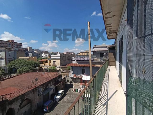 Appartamento in vendita a Rione 219, Melito Di Napoli