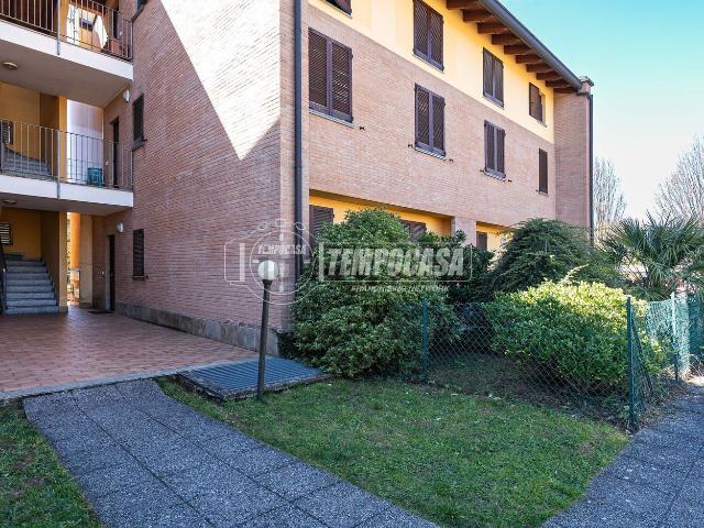 Appartamento in vendita a Mojana, Merone