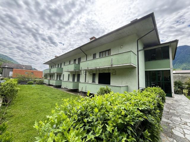 Appartamento in vendita a Mantello, Lombardia