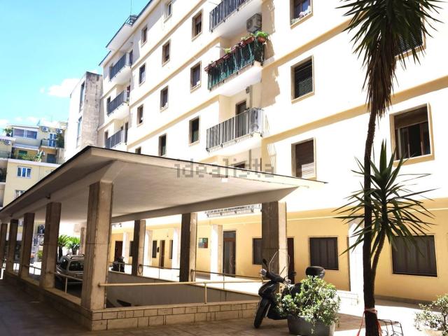 Appartamento in vendita a Centro Storico, Caserta