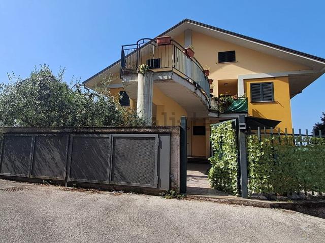 Appartamento in vendita a San Mango Piemonte, Campania