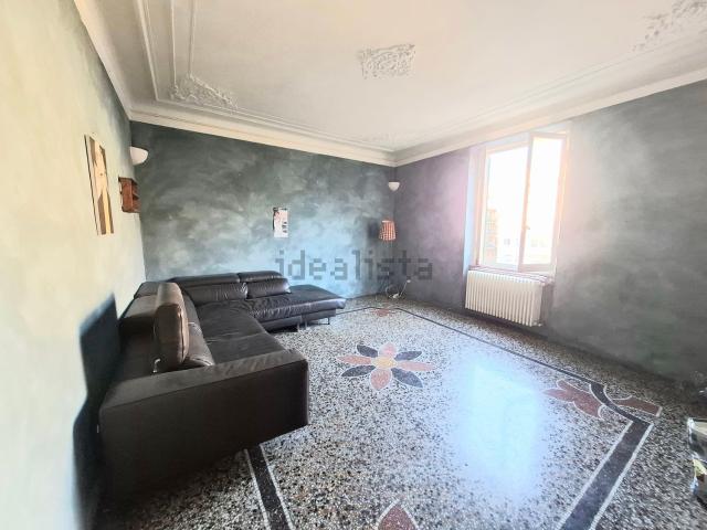 Appartamento in vendita a Centro Ovest, Serra Riccò