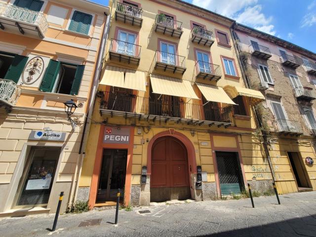 Appartamento in vendita a Centro Storico, Caserta