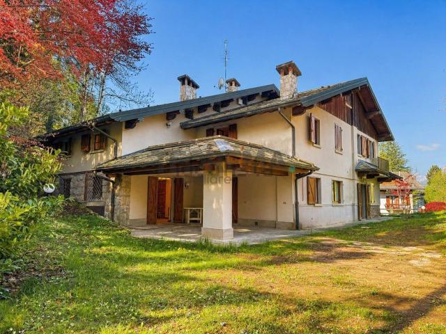 Appartamento in vendita a Dorga, Castione Della Presolana