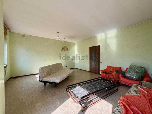 Appartamento in vendita a Gandino, Lombardia