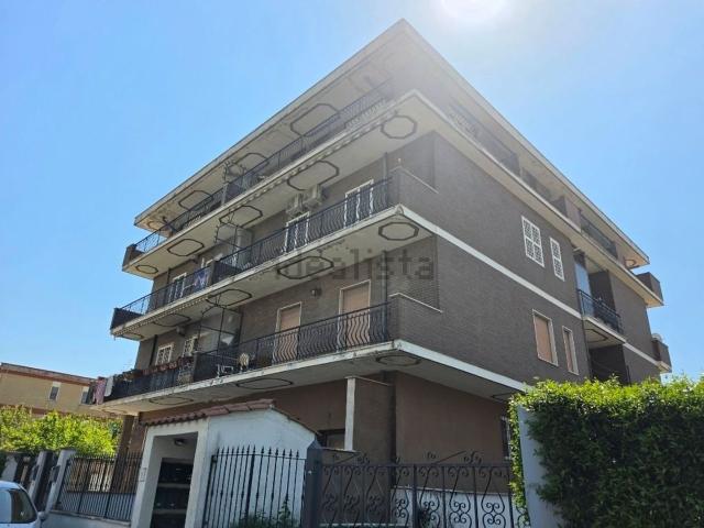 Appartamento in vendita a Colle Monfortani, Roma Capitale