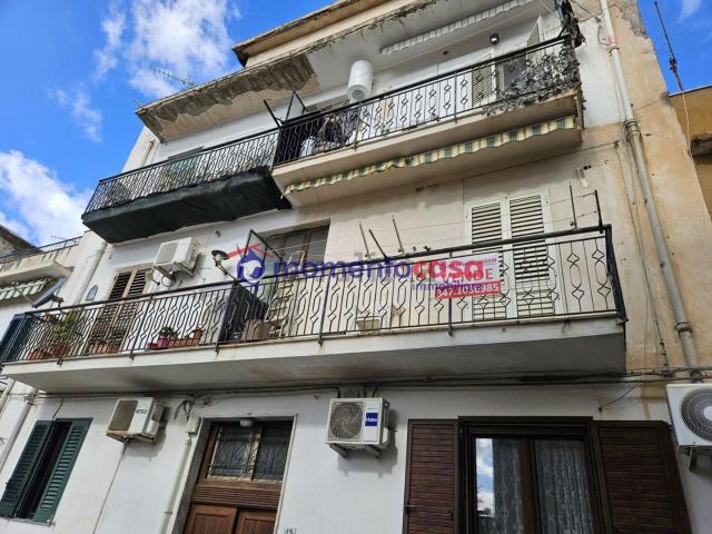 Appartamento in vendita a Calabria, Reggio Calabria