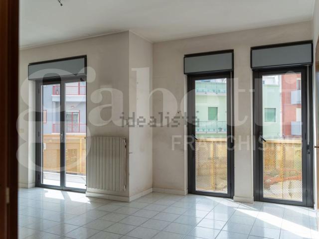 Appartamento in vendita a Centro, Puglia