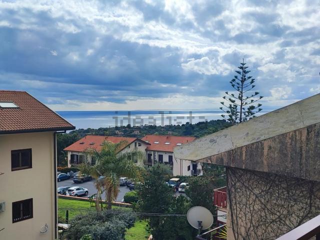 Appartamento in vendita a Ficarazzi, Aci Castello