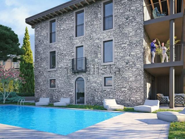 Appartamento in vendita a Desenzano Del Garda, Lombardia