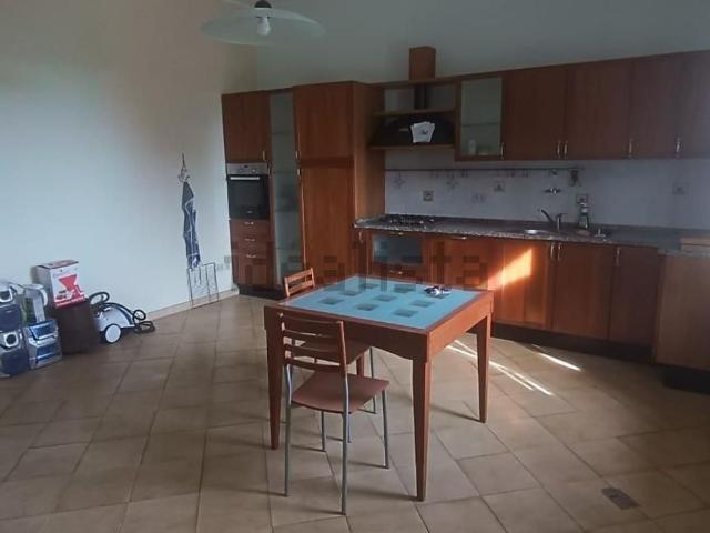 Appartamento in vendita a San Donato, Cascina