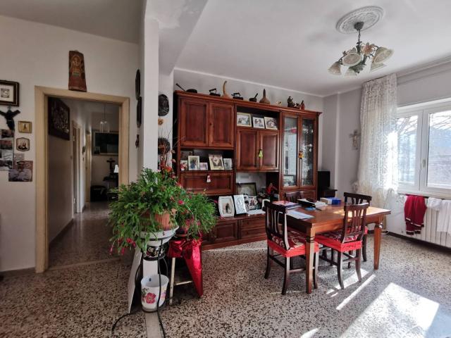 Appartamento in vendita a Sulmona, Abruzzo