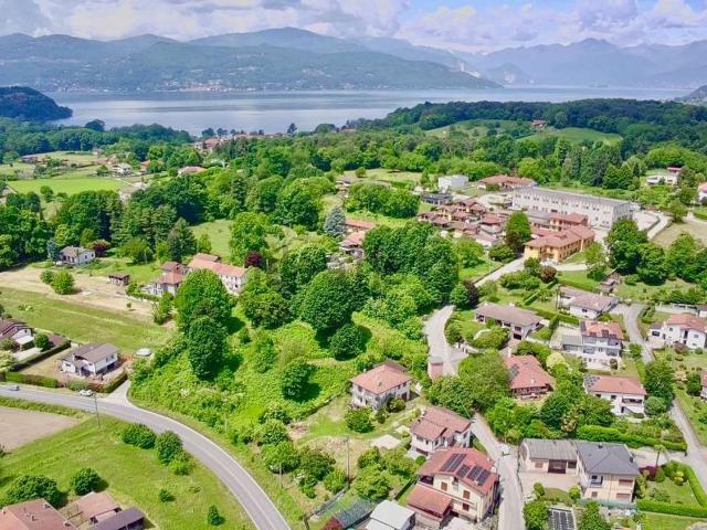 Appartamento in vendita a Brebbia, Lombardia
