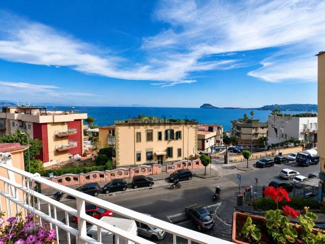 Appartamento in vendita a Arco Felice, Pozzuoli