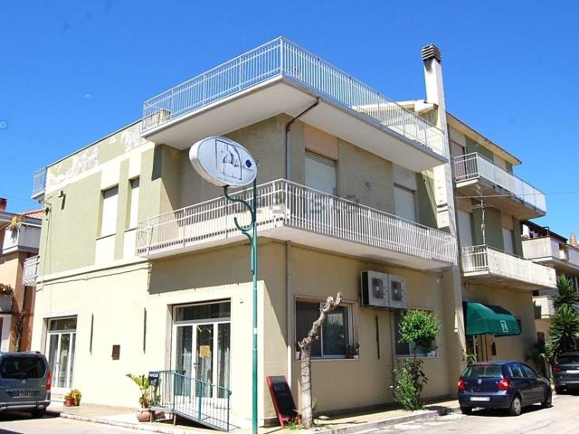 Attico in vendita a Roseto Degli Abruzzi, Abruzzo