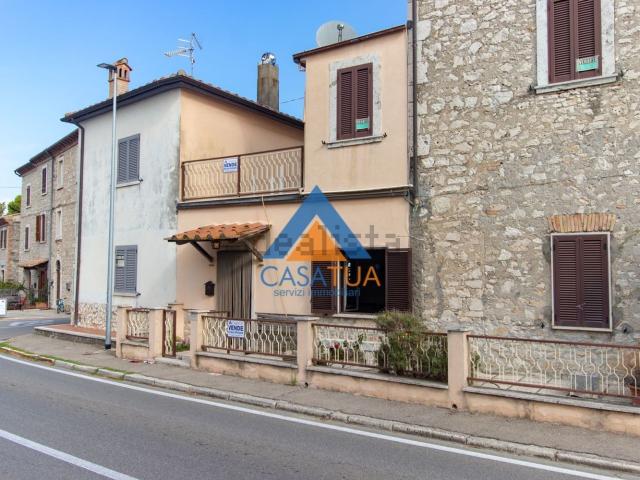 Appartamento in vendita a Guardea, Umbria