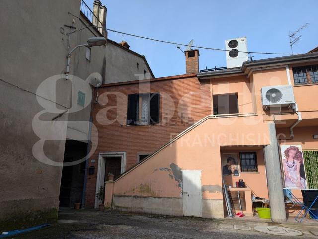 Appartamento in vendita a Deruta, Umbria