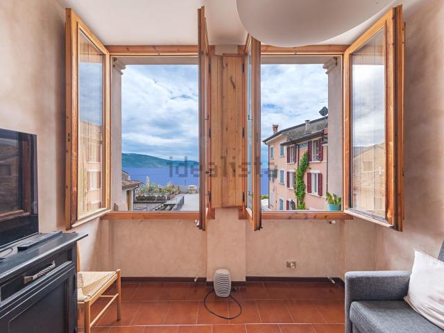 Appartamento in vendita a Comunità Montana Parco Alto Garda bresciano, Gargnano