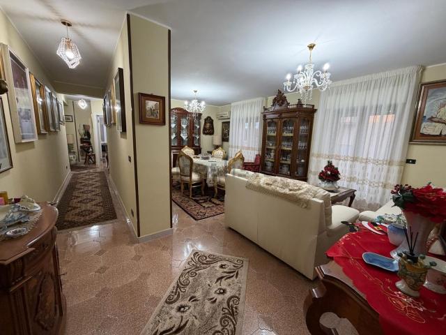 Appartamento in vendita a Carlentini, Sicilia