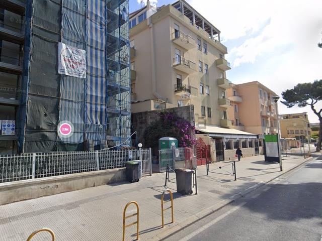 Appartamento in vendita a Bonaria, Cagliari