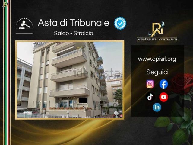 Appartamento in vendita a Bonaria, Cagliari