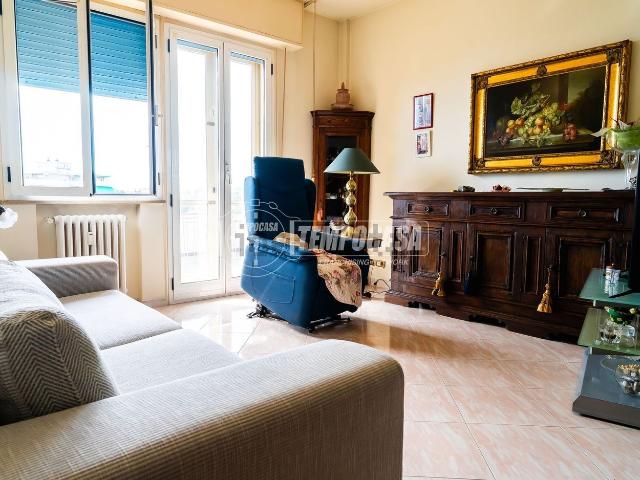 Appartamento in vendita a Marche, Pesaro E Urbino