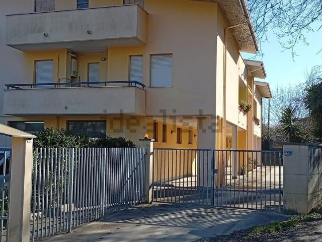 Appartamento in vendita a Collecorvino, Abruzzo