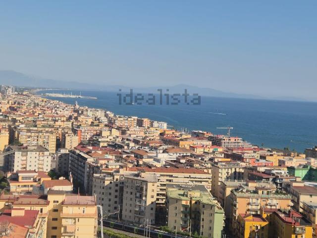 Appartamento in vendita a Salerno, Campania