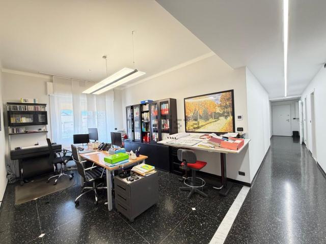Appartamento in vendita a Albenga, Liguria