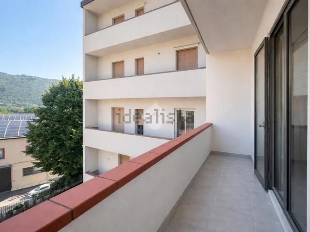 Appartamento in vendita a Mezzana, Prato