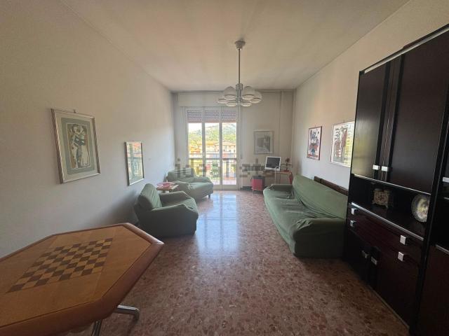 Appartamento in vendita a Val d’Enza, Re