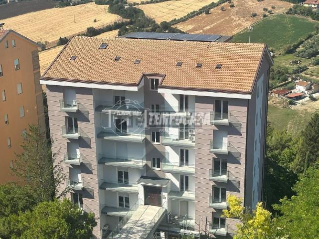 Appartamento in vendita a Tirassegno, Marche