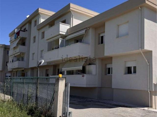 Appartamento in vendita a Nereto, Teramo