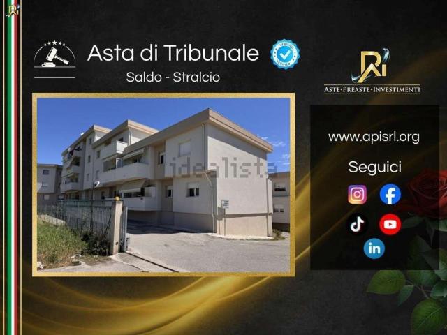 Appartamento in vendita a Nereto, Teramo