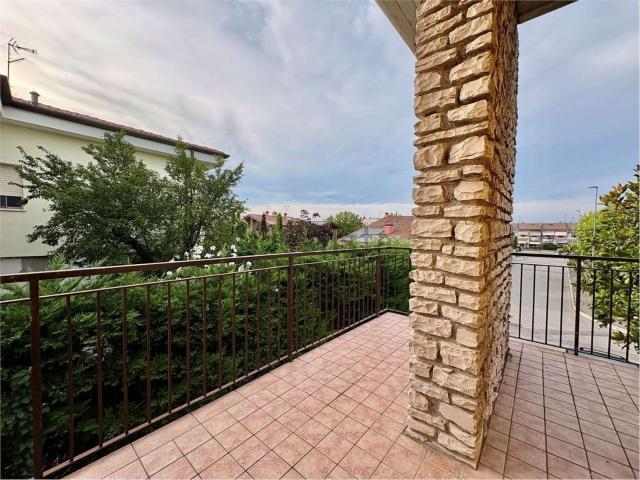 Appartamento in vendita a Villafranca Di Verona, Veneto