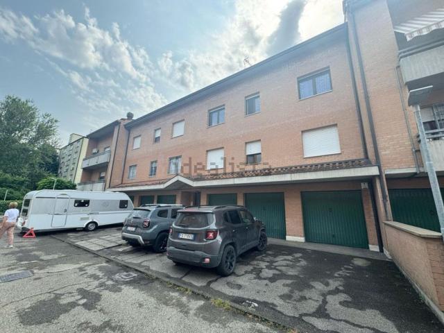Appartamento in vendita a Modena, Albareto