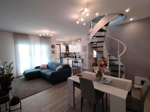 Appartamento in vendita a Borgo Ribeca, Senigallia