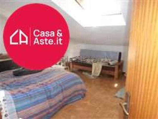 Appartamento in vendita a Faleriense, Marche
